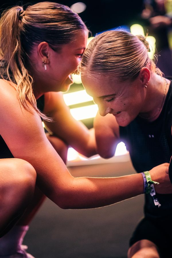 Eva Eikhout en Anouk na HYROX