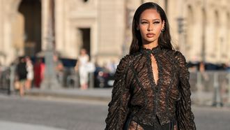 Dark romance trend items