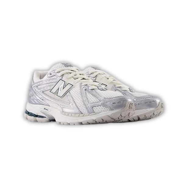 Witte sneakers zomer 2024 (1)