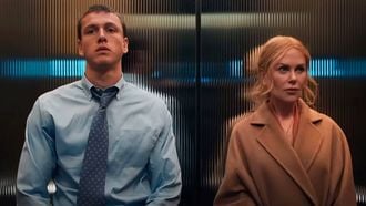 Babygirl Harris Dickinson vriendin