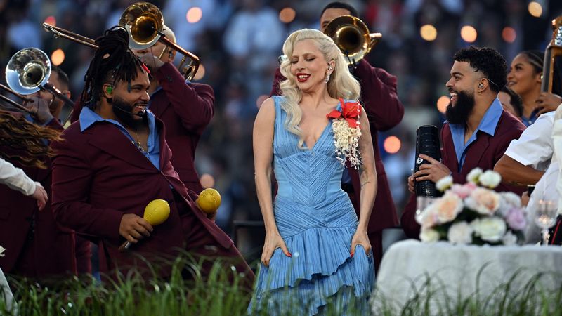 Alsof we nog niet genoeg reden hadden om uit te kijken naar The Devil Wears Prada 2, doen Lady Gaga en Doechii daar nu nog een schepje bovenop.