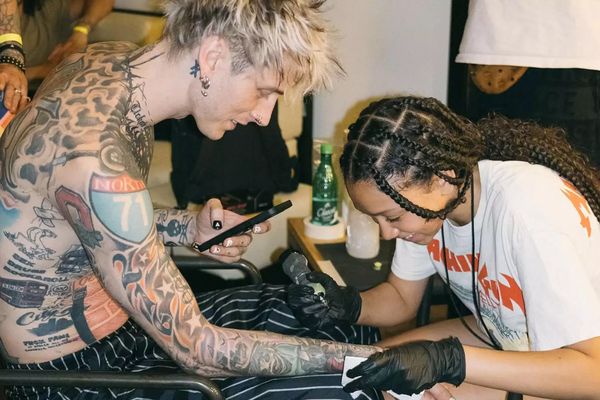 machinegunkelly062023-90-824bddf5e33b4a2f94c73b0decf8ec64