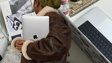 baas stuurt berichtjes buiten werktijd