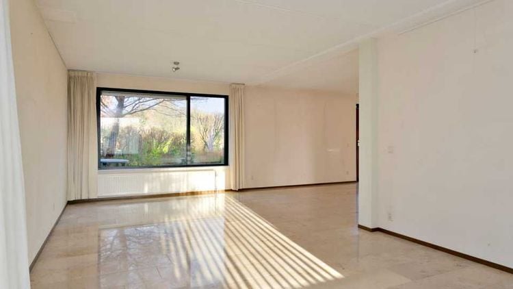Jutta Leerdam Villa Heerenveen