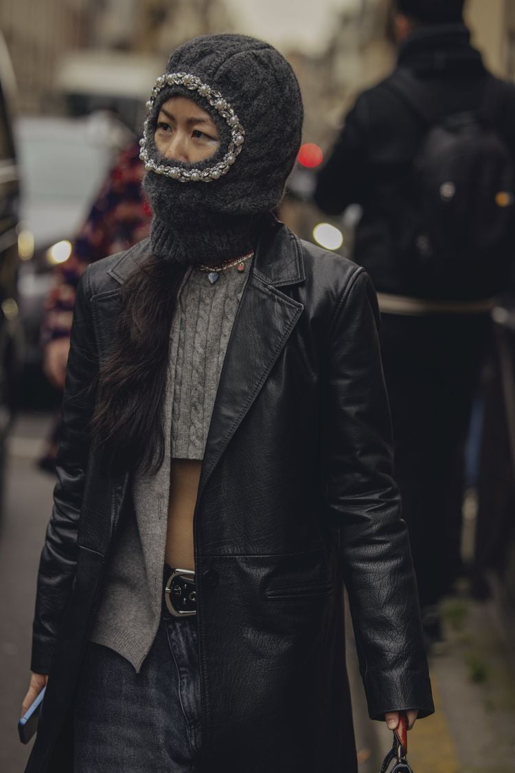 Paris street style AW23