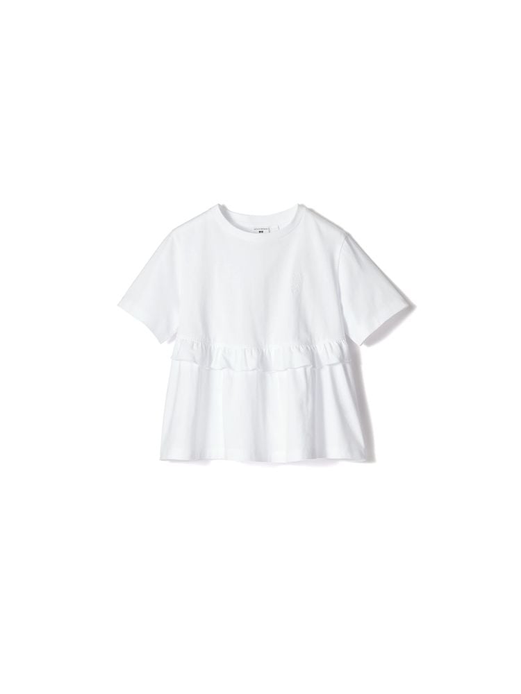 Uniqlo slaat handen ineen met populair Deens modemerk (en deze ruffle t-shirts willen we in alle kleuren)