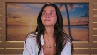 Love Island VIPS Estelle in tranen
