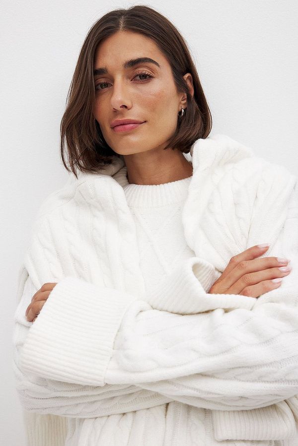 sweater stacking