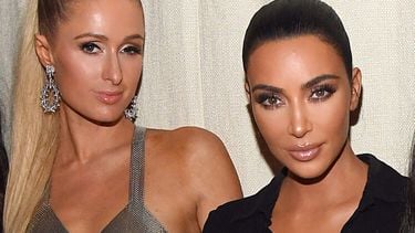 Kim Kardashian boeket vangen Paris Hilton