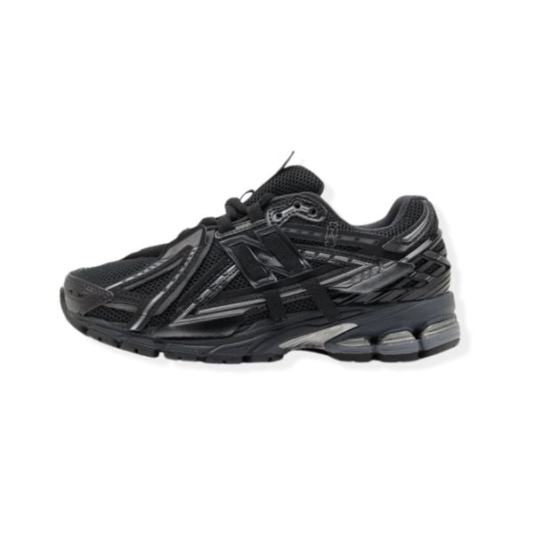 winter sneakers donkere kleur