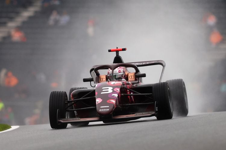 ZANDVOORT, NETHERLANDS - AUGUST 25: Lola Lovinfosse of France and Rodin Motorsport (3) and Tina Hausmann of Switzerland and PREMA Racing (19) battle for track position during F1 Academy Round 4, Race 1 at Circuit Zandvoort on August 25, 2024 in Zandvoort, Netherlands. (Photo by Joe Portlock/Getty Images)