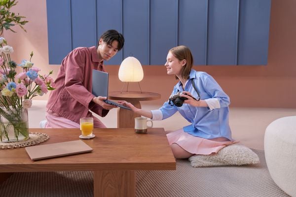 ASUS