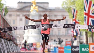 Sebastian Sawe ontbijt marathon