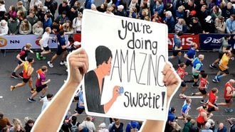 aanmoedigen marathon rotterdam spandoek ideeen teksten