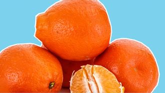 een stapel sinaasappelen, cellulite crème behandeling