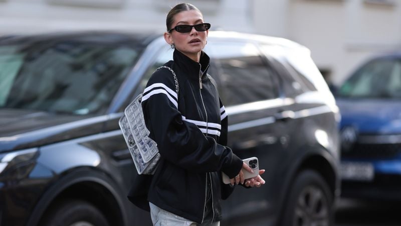 Track jacket costes