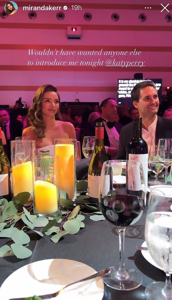 Miranda Kerr nam eigen diner meer naar gala