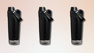 fancy shakebeker ijskoude shake proteïne