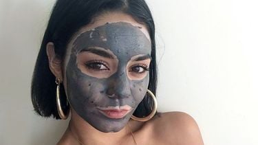 houtskool gezichtsmasker