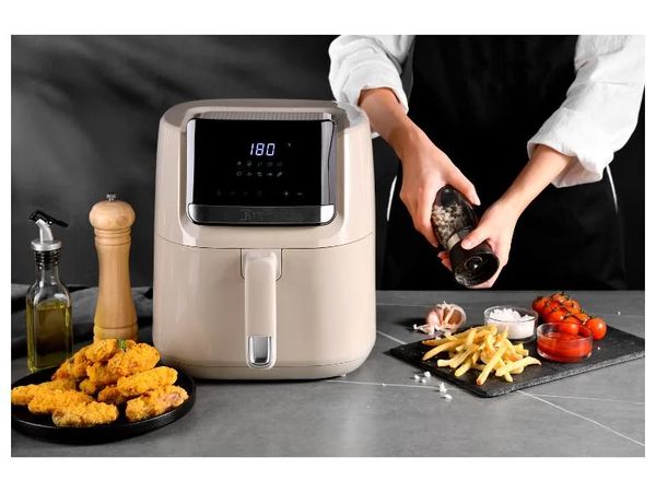 Beige airfryer