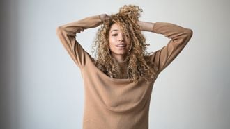 single zijn / meisje met mooie krullen