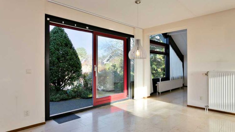 Jutta Leerdam Villa Heerenveen