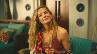 jaclyn the white lotus porie-verkleiner skincare product