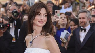 Anne Hathaway drape bangs